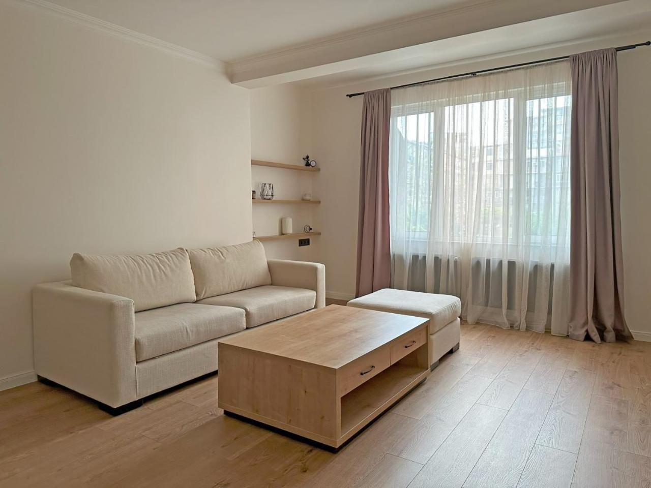 City Center Living In Yerevan Apartment Exterior photo